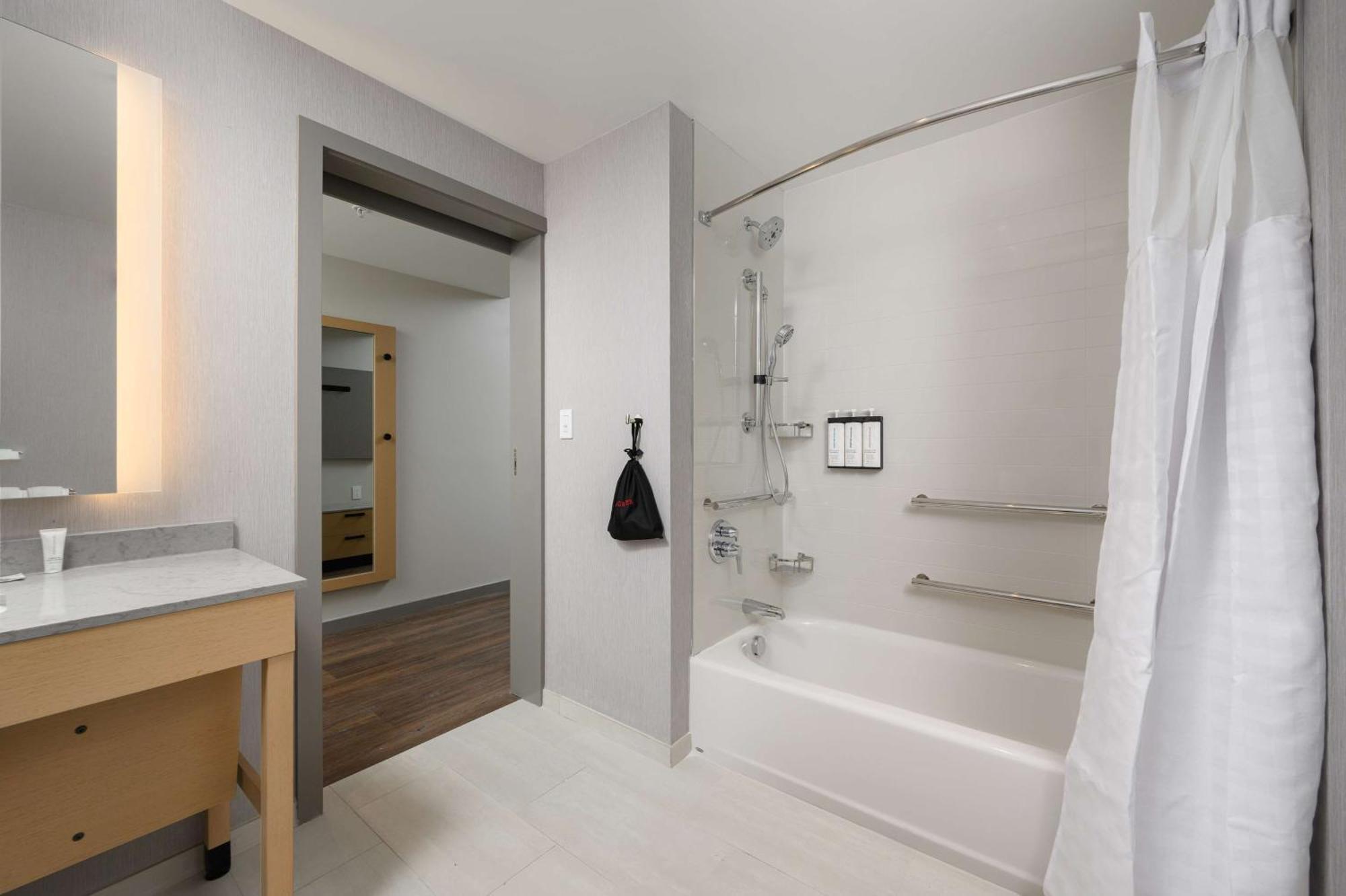Hyatt Place Albany Downtown Екстериор снимка